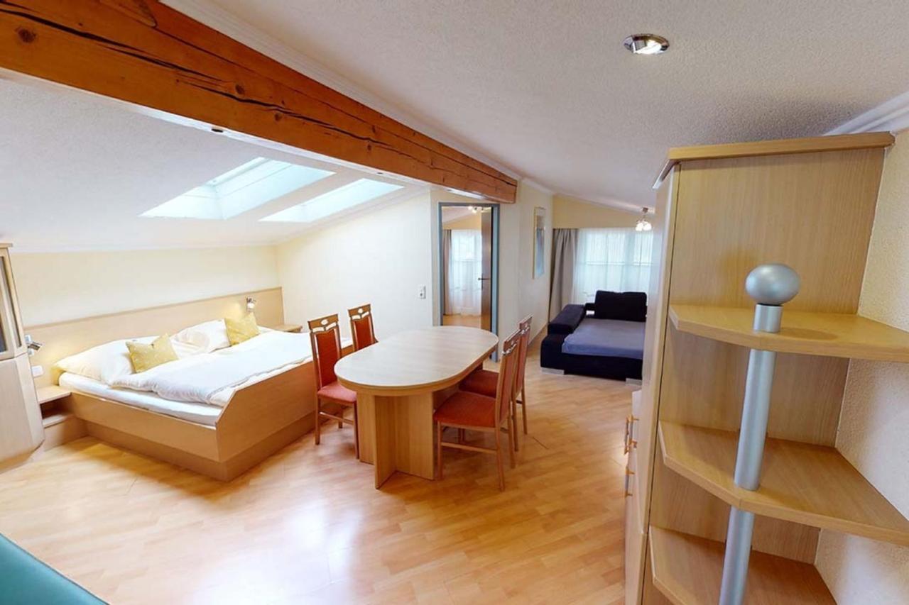 Voralpenhotel Schmoller Sankt Georgen im Attergau Eksteriør billede